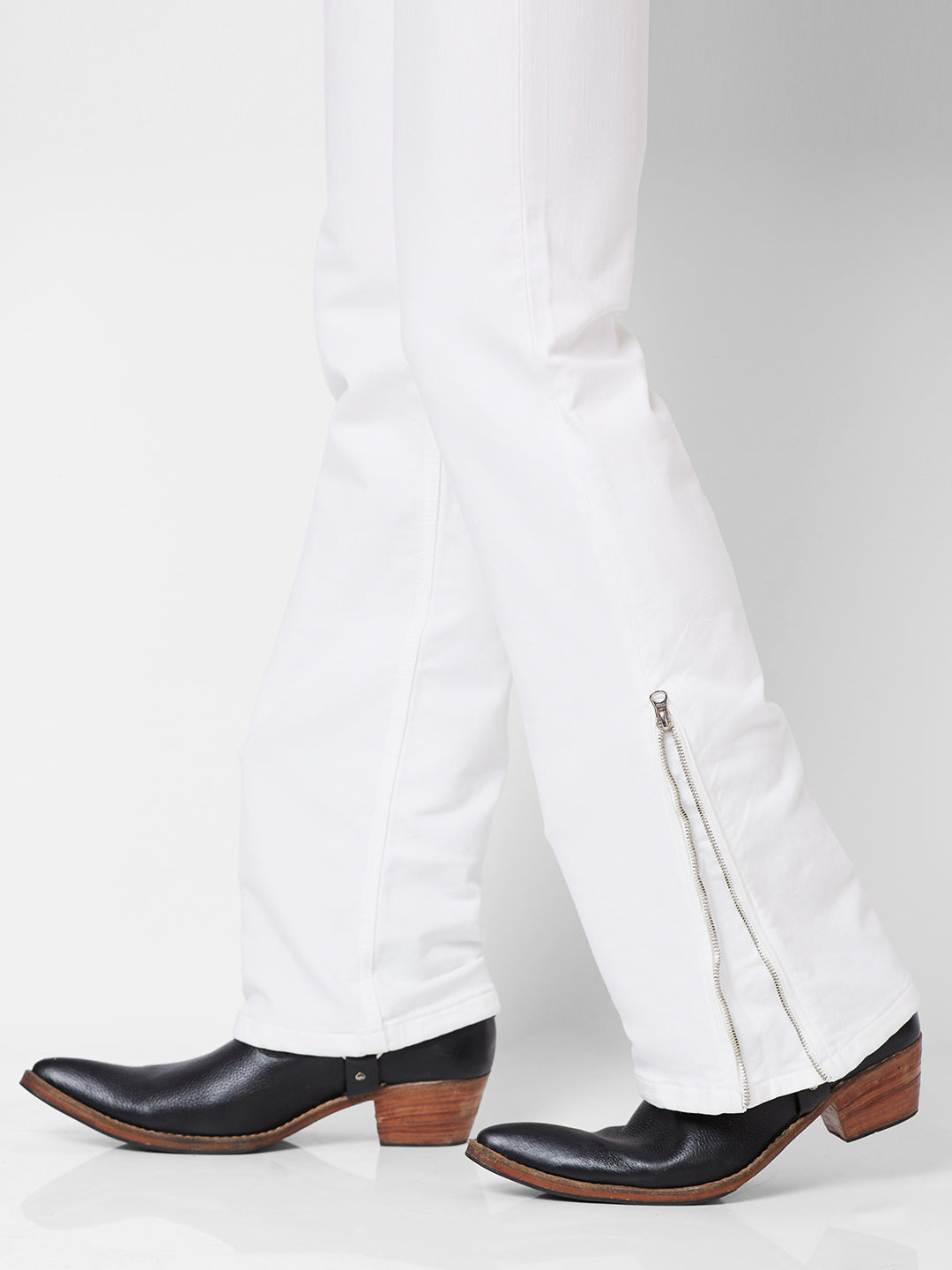 White Boot-cut Jeans With Zipper Bottom For Mens