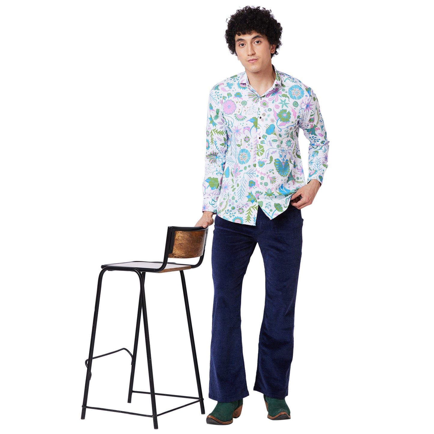 Indigo Blue Relaxed Fit Low Rise Boot-cut Jeans For Men