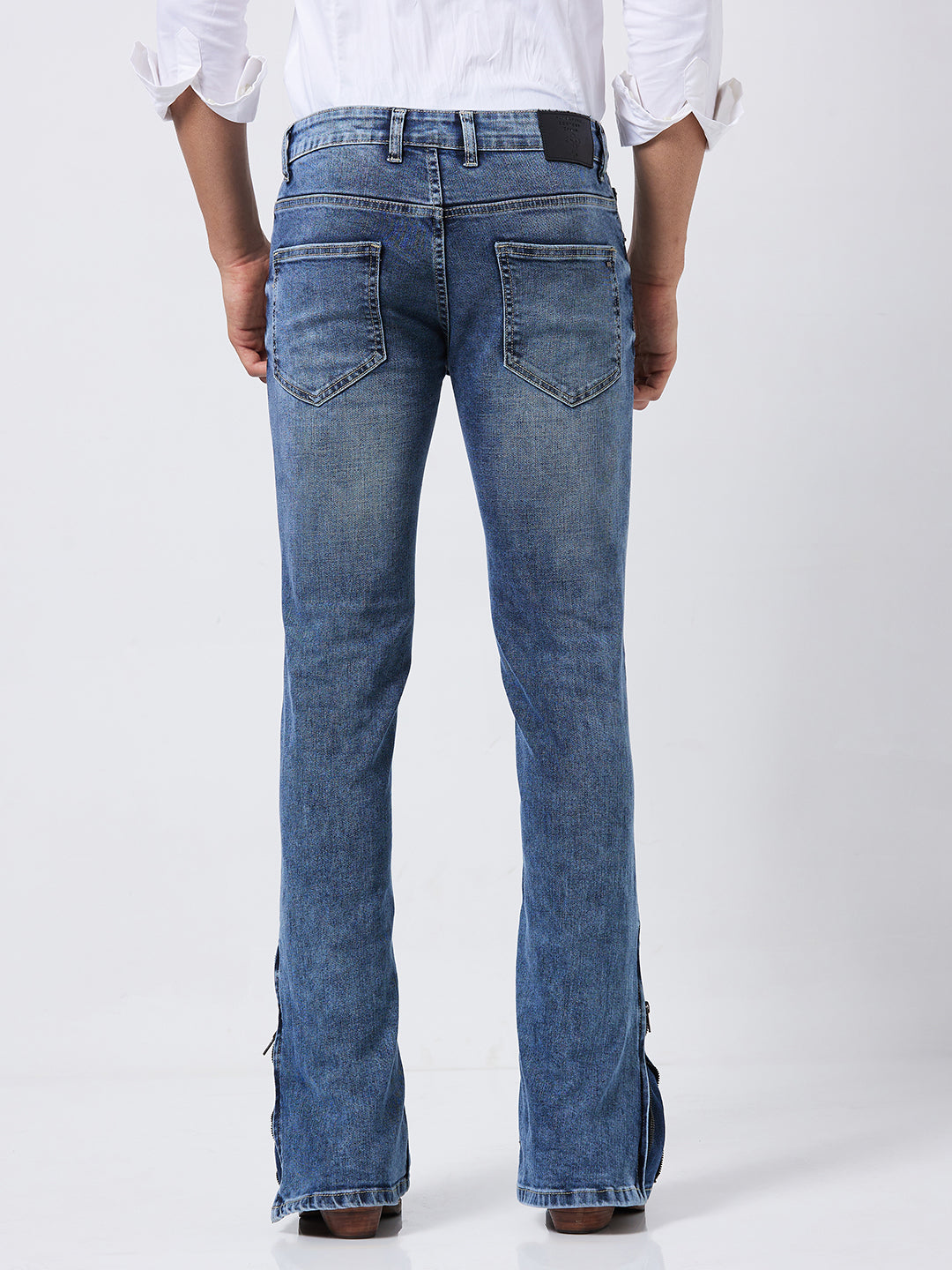 Classic Bootcut Jeans with Bottom Chain Detail – Designed with Knitted Fabric for Style & Comfort