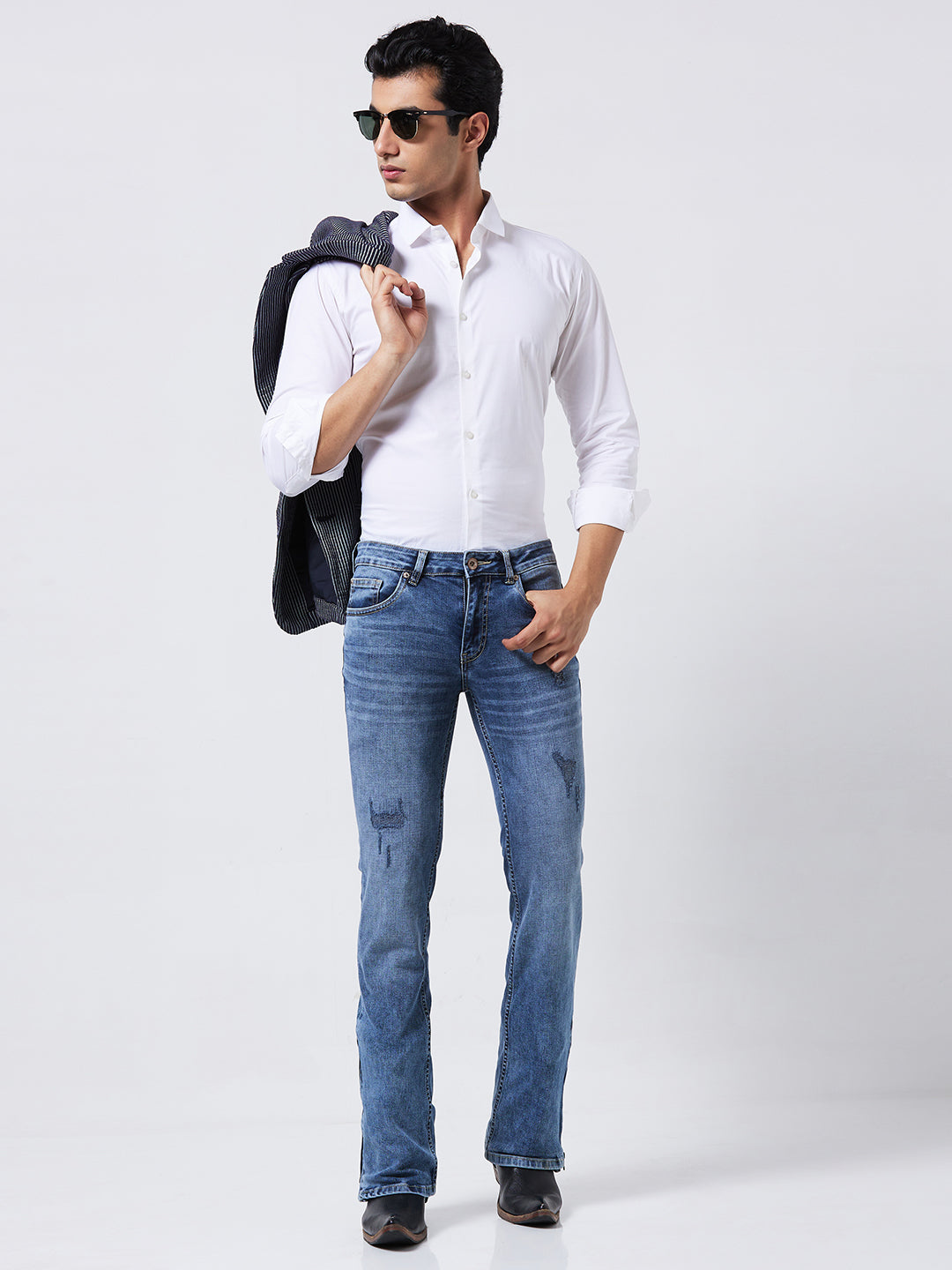 Classic Bootcut Jeans with Bottom Chain Detail – Designed with Knitted Fabric for Style & Comfort