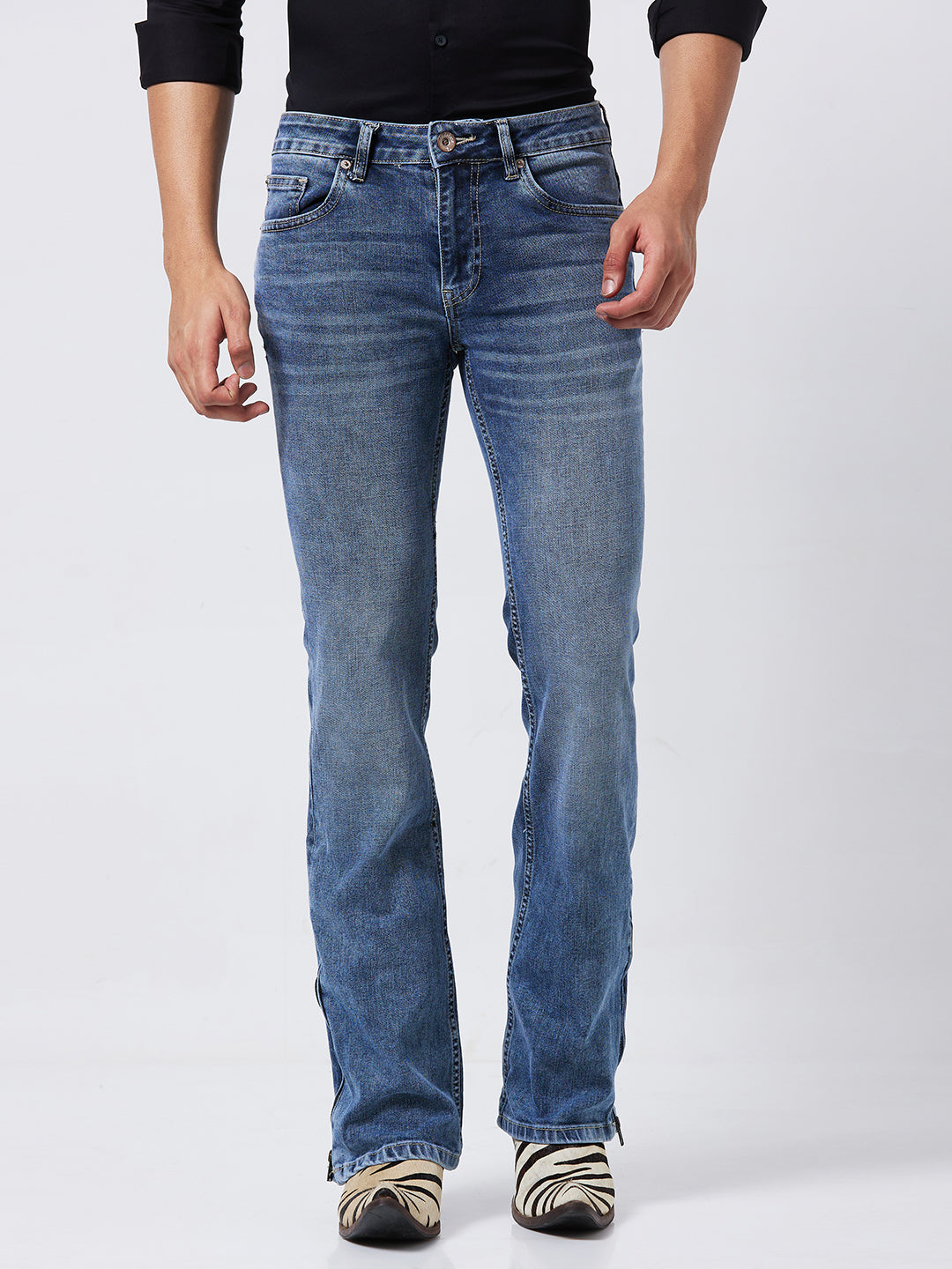 Classic Bootcut Jeans with Zipper Bottom – Crafted for Style and Flexibility