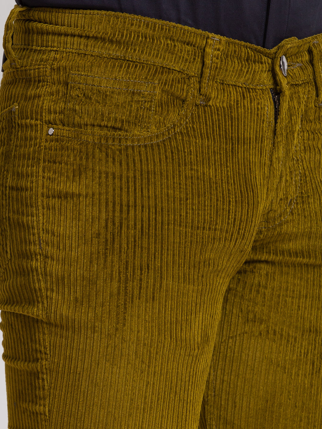 Mr. Bradley - Corduroy trousers with highest wearing comfort in green -  Wellington of Bilmore